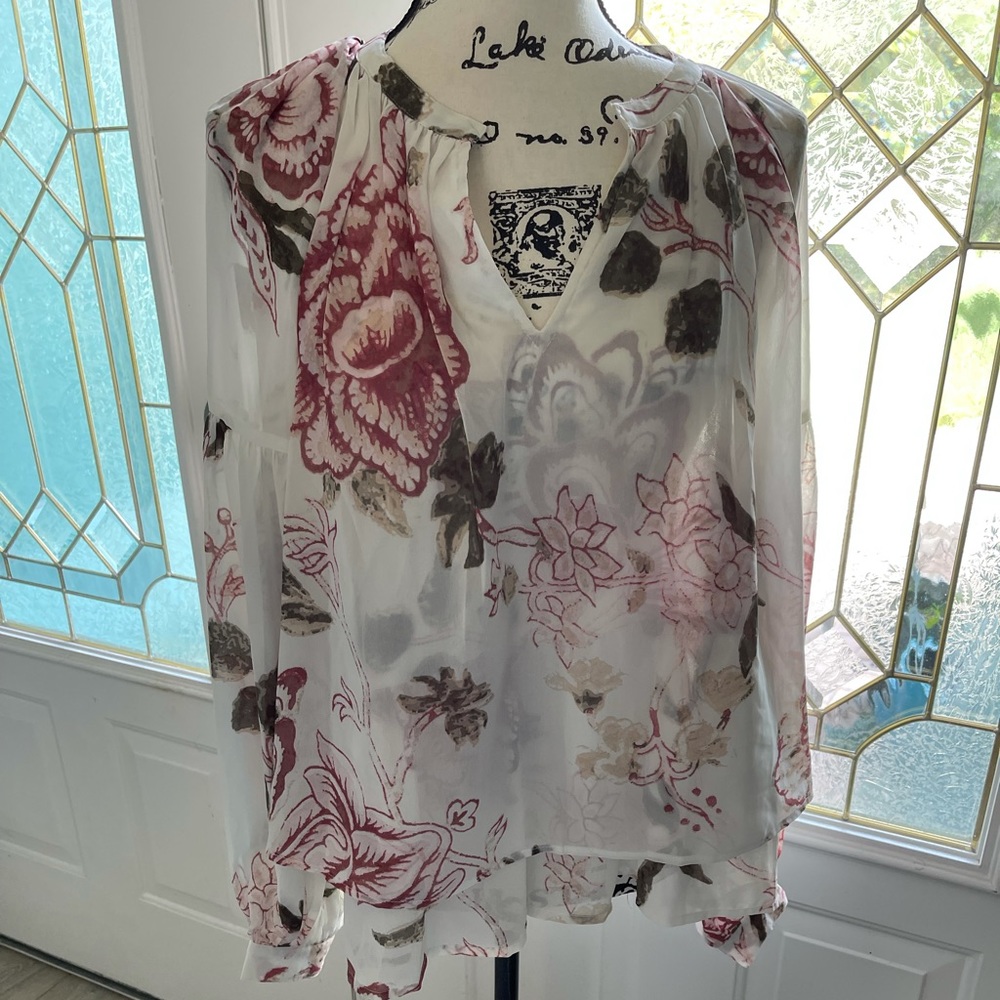 Beautiful double layered sheer blouse brand new